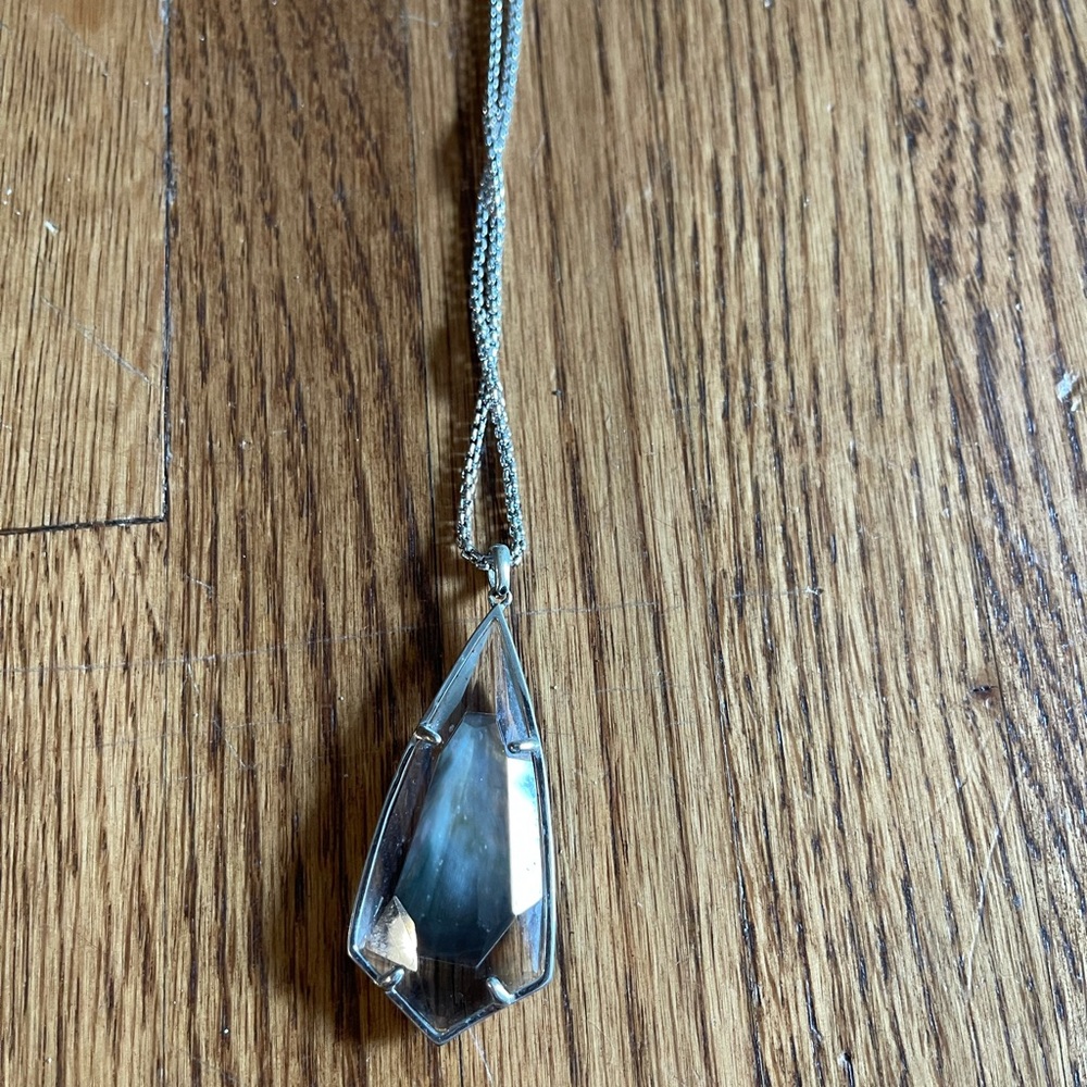 (2 for 50) Kendra Scott necklace